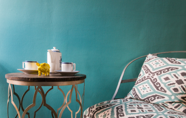 bright-teal-paint-color